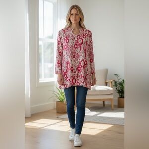 Hearts of Palm Vibrant Pink and White Blouse🌴